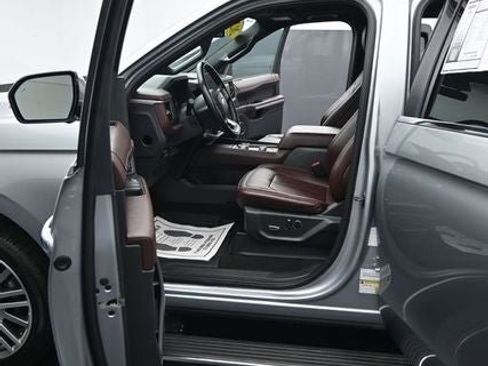 Used 2024 Ford Expedition Max Limited image 16