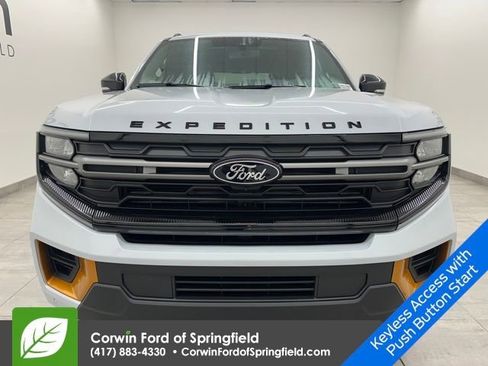 New 2026 Ford Expedition Tremor image 7