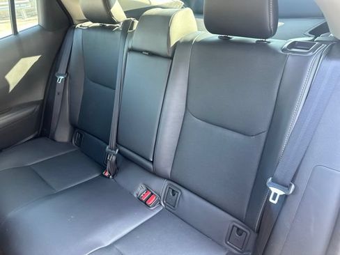 Used 2025 Toyota Prius AWD image 7