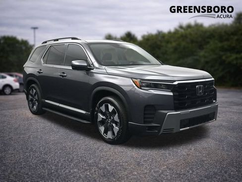 Used 2026 Honda Pilot Elite image 1