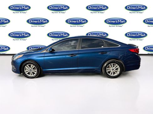 Used 2015 Hyundai Sonata SE w/ Option Group 09 FWD image 4
