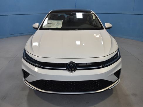 New 2026 Volkswagen Jetta SEL image 19