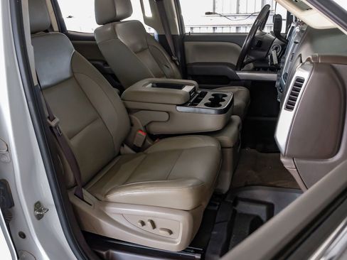 Used 2018 Chevrolet Silverado 2500 LTZ w/ Duramax Plus Package image 31