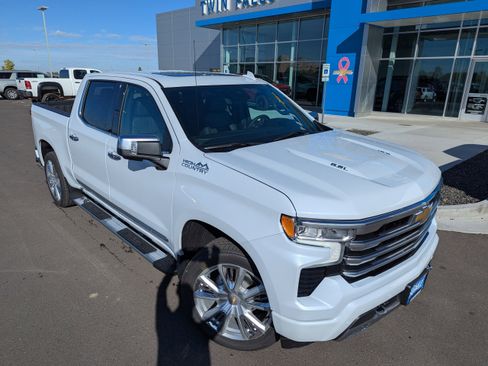 New 2026 Chevrolet Silverado 1500 High Country w/ High Country Premium Package image 2