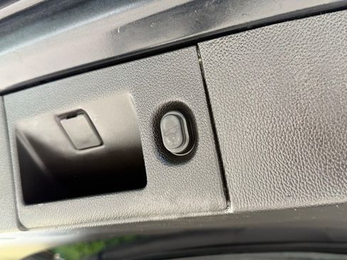 Used 2016 Chevrolet Tahoe LTZ image 11