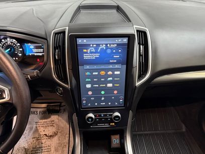 Certified 2022 Ford Edge SEL w/ Sport Appearance Package