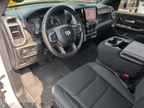 Certified 2025 RAM 1500 Tradesman AWD/4WD image 10