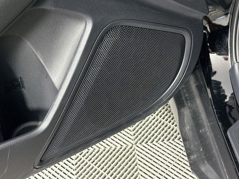 Used 2025 Subaru Outback Premium w/ Popular Package #1A image 23