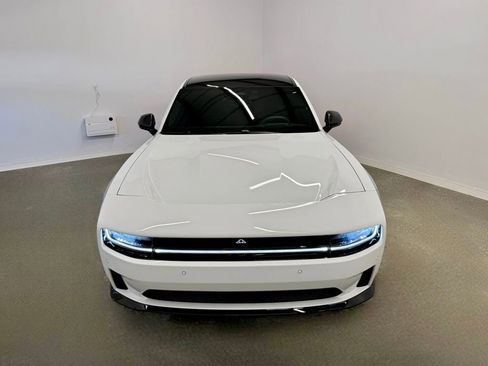 Used 2024 Dodge Charger R/T Scat Pack w/ Plus Group image 8