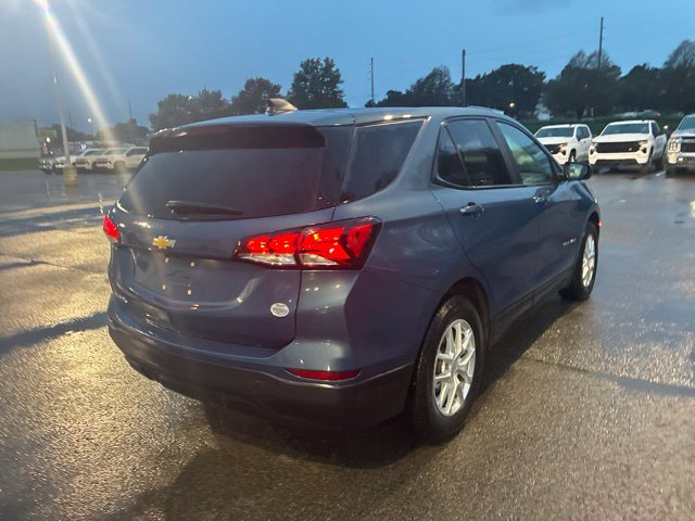 Used 2024 Chevrolet Equinox LS w/ LS Convenience Package FWD image 9