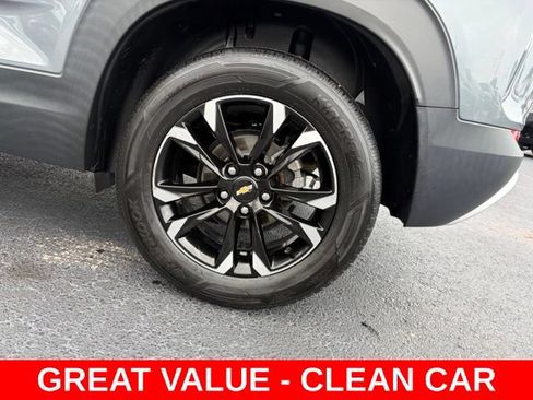 Used 2021 Chevrolet TrailBlazer LT w/ Premium Seating Package FWD image 10