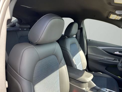 New 2026 Buick Envista Sport Touring w/ Convenience I Package FWD image 18