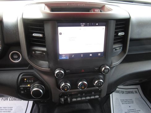 Used 2022 RAM 2500 Tradesman w/ Chrome Appearance Group image 26