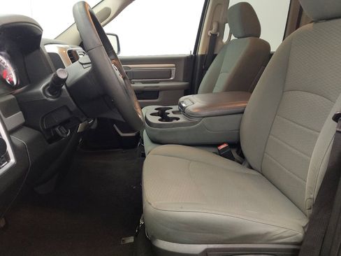 Used 2016 RAM 1500 Classic SLT image 17