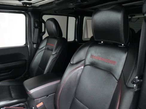 Used 2021 Jeep Wrangler Unlimited Rubicon image 12