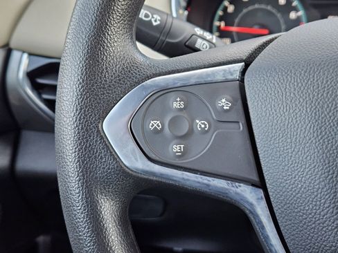 Certified 2023 Chevrolet Traverse LS image 24