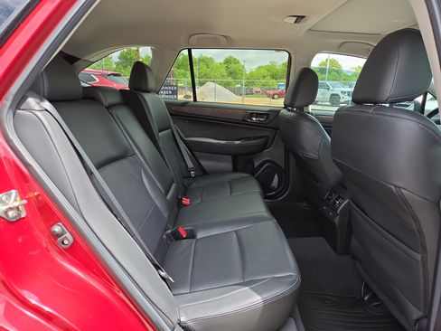 Used 2016 Subaru Outback 2.5i Limited image 15