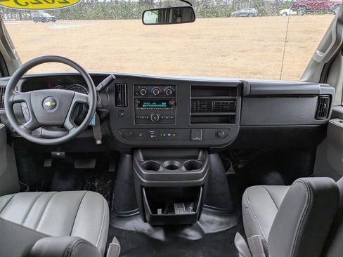 New 2025 Chevrolet Express 3500 Extended w/ Driver Convenience Package image 15