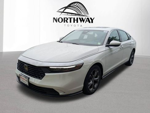 Used 2024 Honda Accord EX image 5