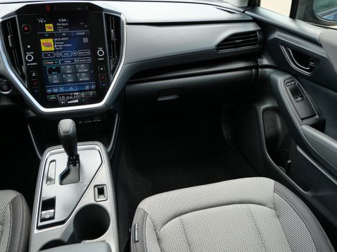 Used 2024 Subaru Crosstrek 2.0i Premium AWD/4WD image 11