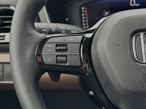 New 2025 Honda Pilot Elite image 26