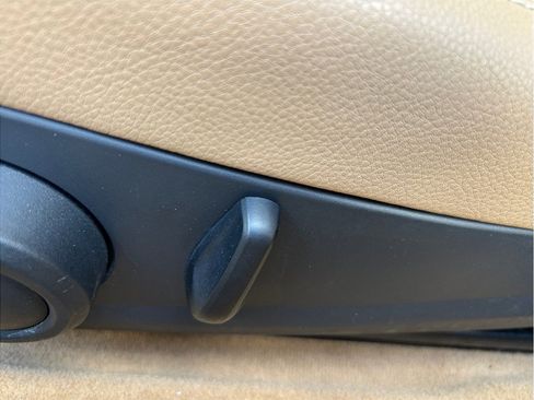 Used 2014 Porsche Boxster image 17