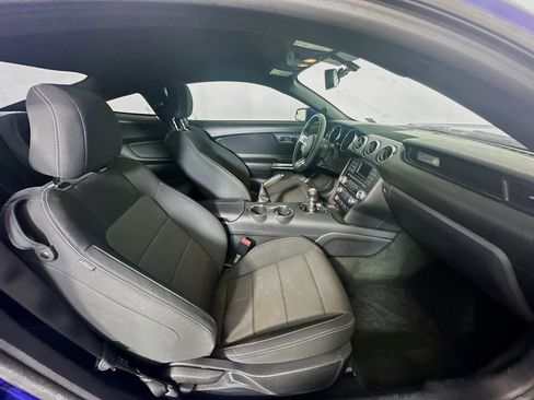 Used 2016 Ford Mustang Coupe w/ Equipment Group 051A RWD image 27