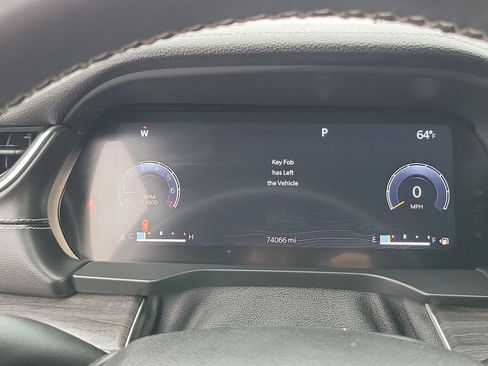 Certified 2023 Jeep Grand Cherokee Limited image 7