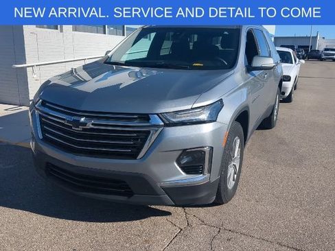 Certified 2023 Chevrolet Traverse LT FWD image 11