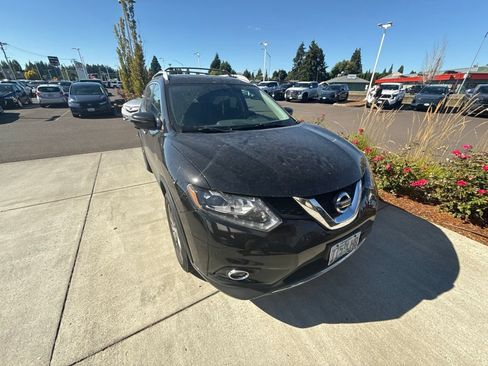 Used 2016 Nissan Rogue SL w/ SL Premium Package AWD/4WD image 3