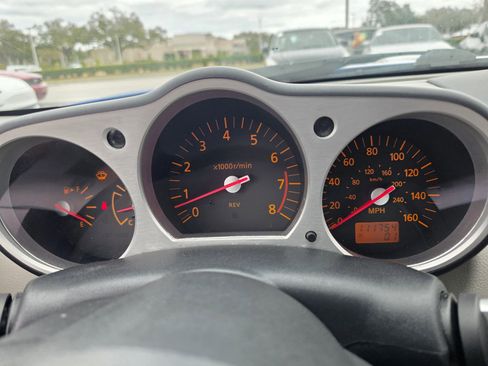 Used 2004 Nissan 350Z Touring RWD image 9