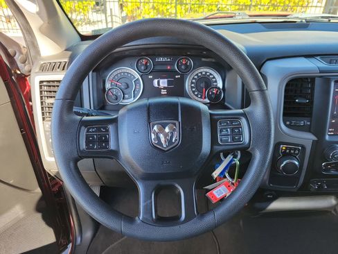 Used 2021 RAM 1500 Express w/ Express Value Package image 27