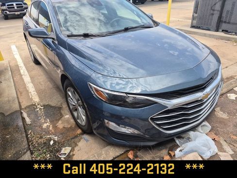 Used 2025 Chevrolet Malibu LT FWD image 24