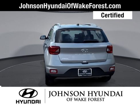 Certified 2026 Hyundai Venue SEL FWD image 7