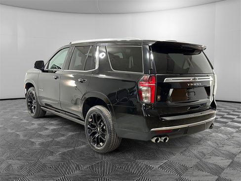 Used 2023 Chevrolet Tahoe High Country image 3