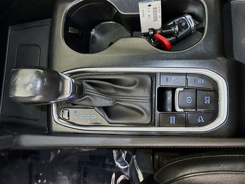 Used 2020 Hyundai Santa Fe SEL AWD/4WD image 20