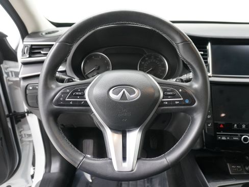 Used 2023 INFINITI QX50 Luxe image 16