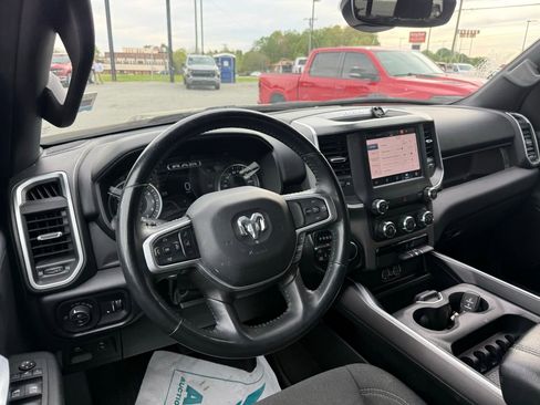 Used 2022 RAM 1500 Big Horn image 5