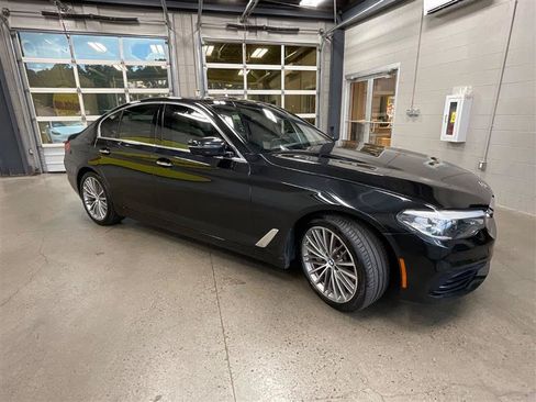 Used 2018 BMW 530i w/ Premium Package RWD image 7