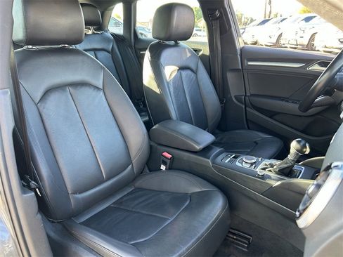 Used 2017 Audi A3 e-tron Premium image 12