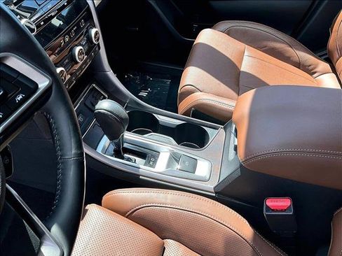 Used 2019 Subaru Ascent Touring AWD/4WD image 15