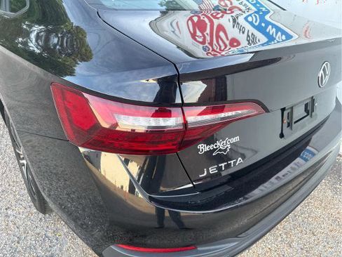 Used 2024 Volkswagen Jetta Sport FWD image 15