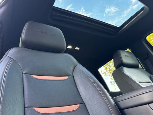 Used 2020 GMC Sierra 1500 AT4 w/ AT4 Premium Package image 17