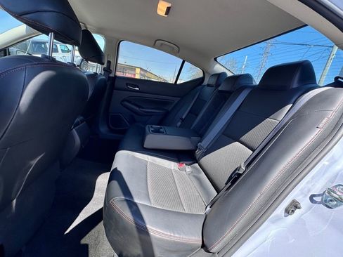 Used 2023 Nissan Altima 2.5 SR image 15