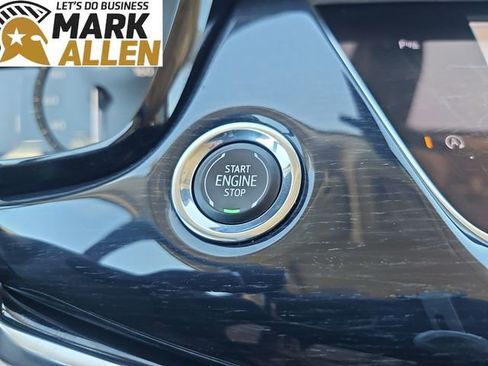 Used 2024 Cadillac XT6 Premium Luxury AWD/4WD image 17