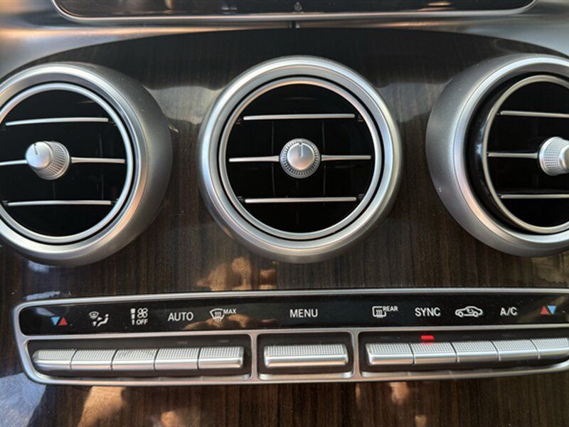 Used 2018 Mercedes-Benz C 300 Coupe image 13