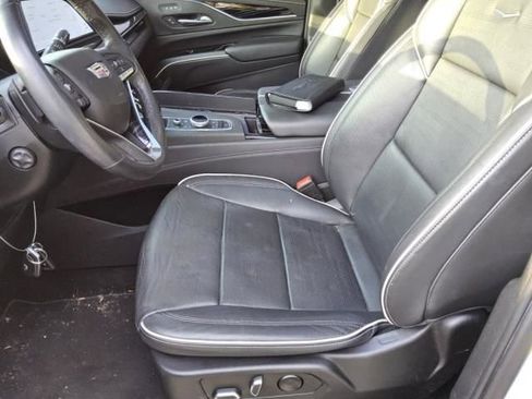 Used 2023 Cadillac Escalade ESV Sport w/ Touring Package RWD image 6