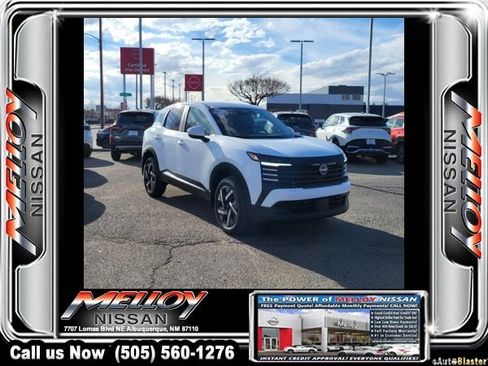 Certified 2025 Nissan Kicks SV w/ Charging Package image 4