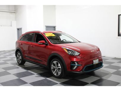 Used 2022 Kia Niro EX