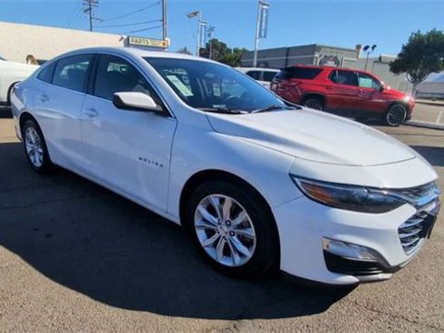 Certified 2024 Chevrolet Malibu LT image 2